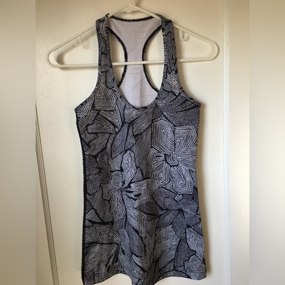 Lululemon Tank Top - Picture 2 of 3